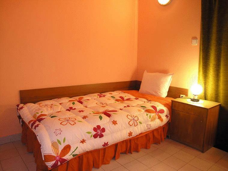 Hotel Vesta Kazanlak Bilik gambar